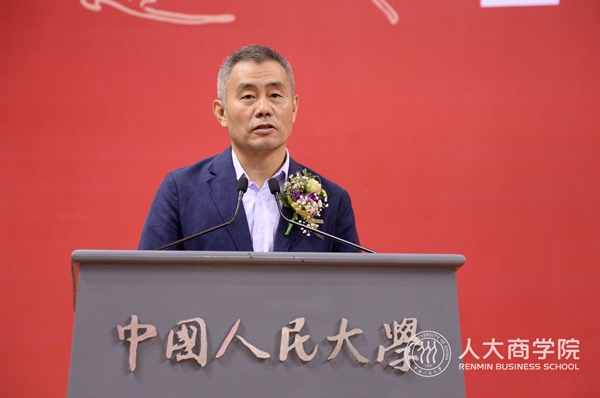 6.校友代表-裴亮发言.JPG